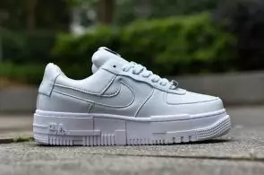 chaussures pour femme homme nike air force 1 pixel gray white